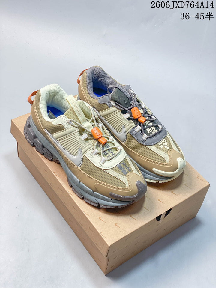 Nike Air Zoom Vomero 5 Roam Summit White Sneakers