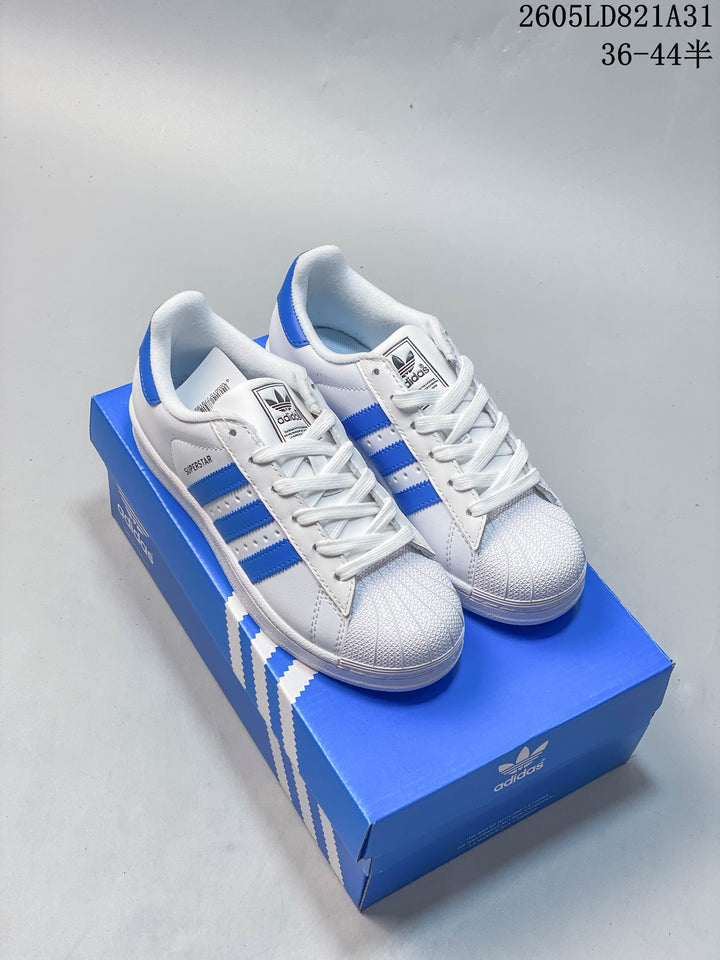 Adidas Superstar Sneakers White and Blue 2605LD821A31