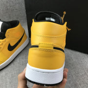 Jordan Air Jordan 1 Mid Yellow Black White 554724-700