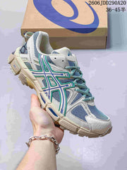 ASICS Gel-Kahana 8 Trail Sneakers
