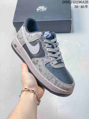 Nike Air Force 1 '07 Low-Top Sneakers