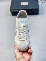 Onitsuka Tiger Mexico 66 Deluxe Sneakers in Cream and Pastel Blue
