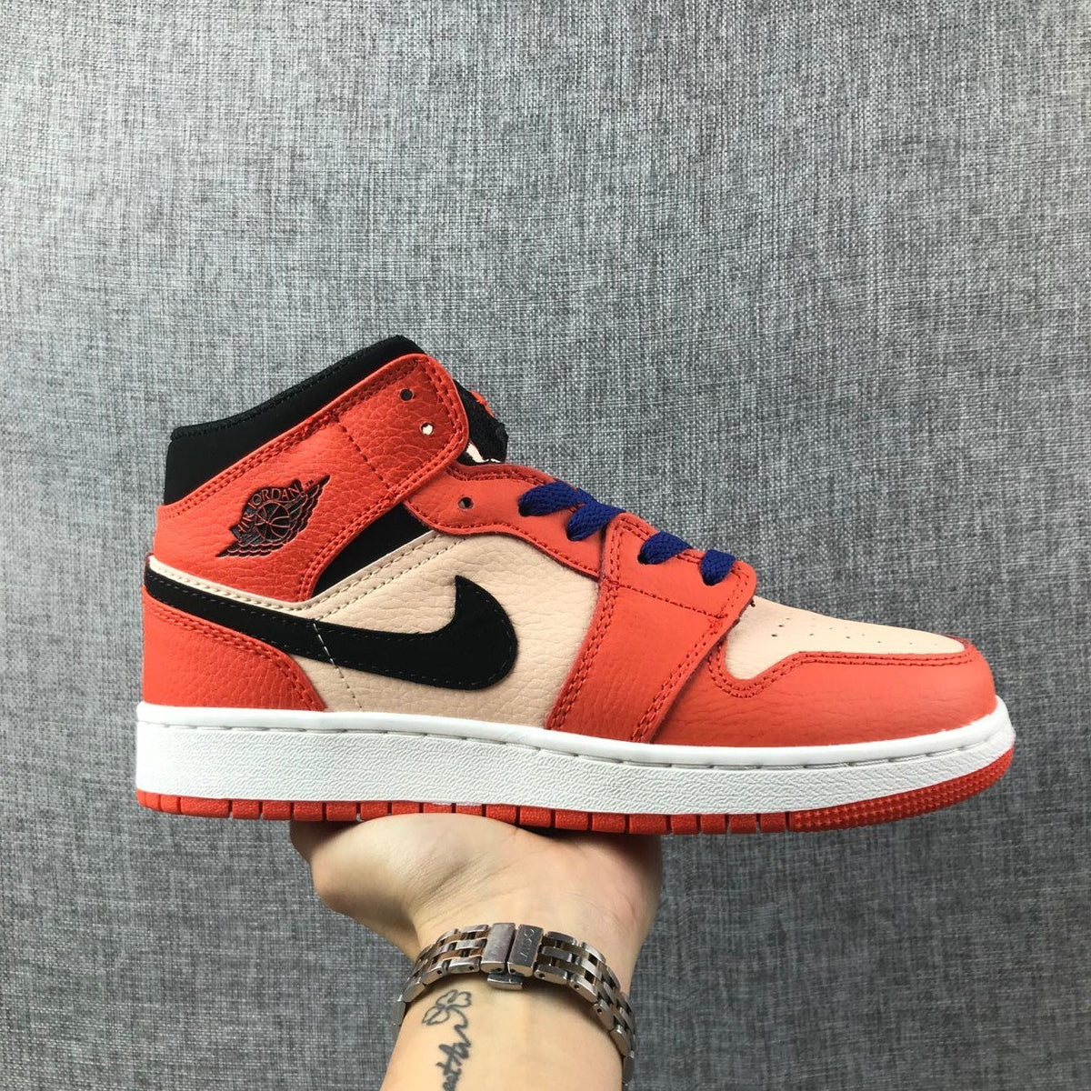 Jordan Air Jordan 1 Mid GS Orange Pink Sneakers