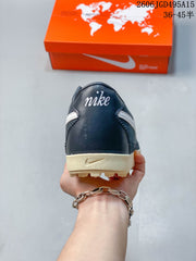 Nike Astro Grabber Low-Top Sneakers IQ7611-001
