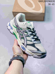 ASICS Gel-Cumulus 16 Mesh Sneakers