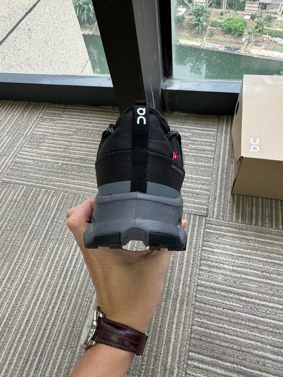 On Cloud 5 AP-4 Black Running-Style Sneakers