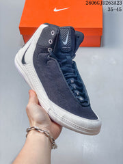 Nike Inflict 4 Wrestling Shoes in Navy and White