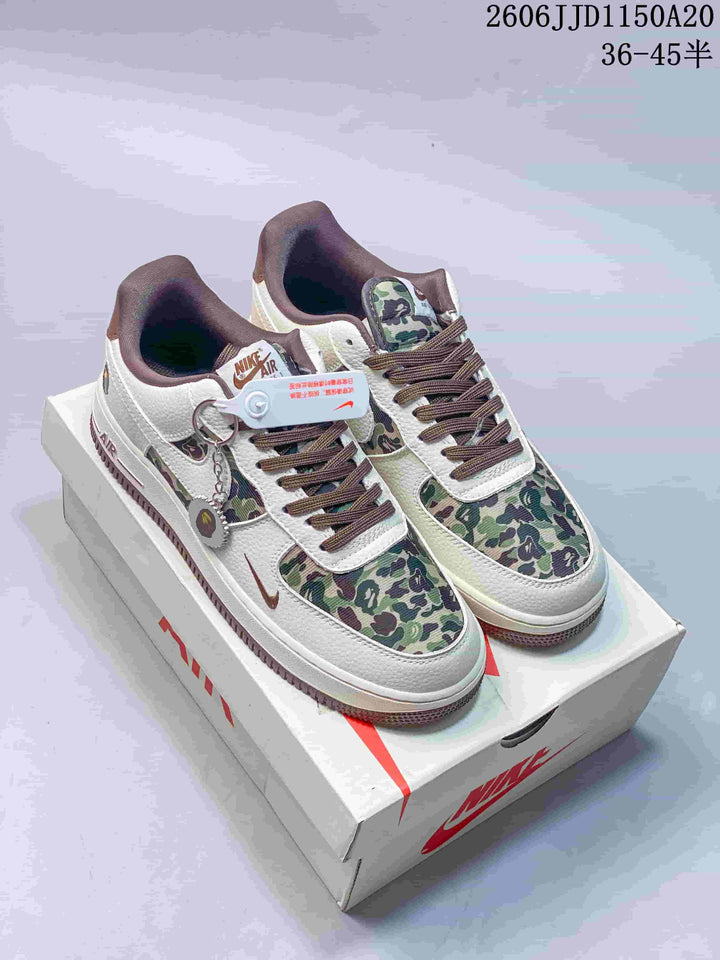 Nike Air Force 1 ’07 Low White Camo Sneakers