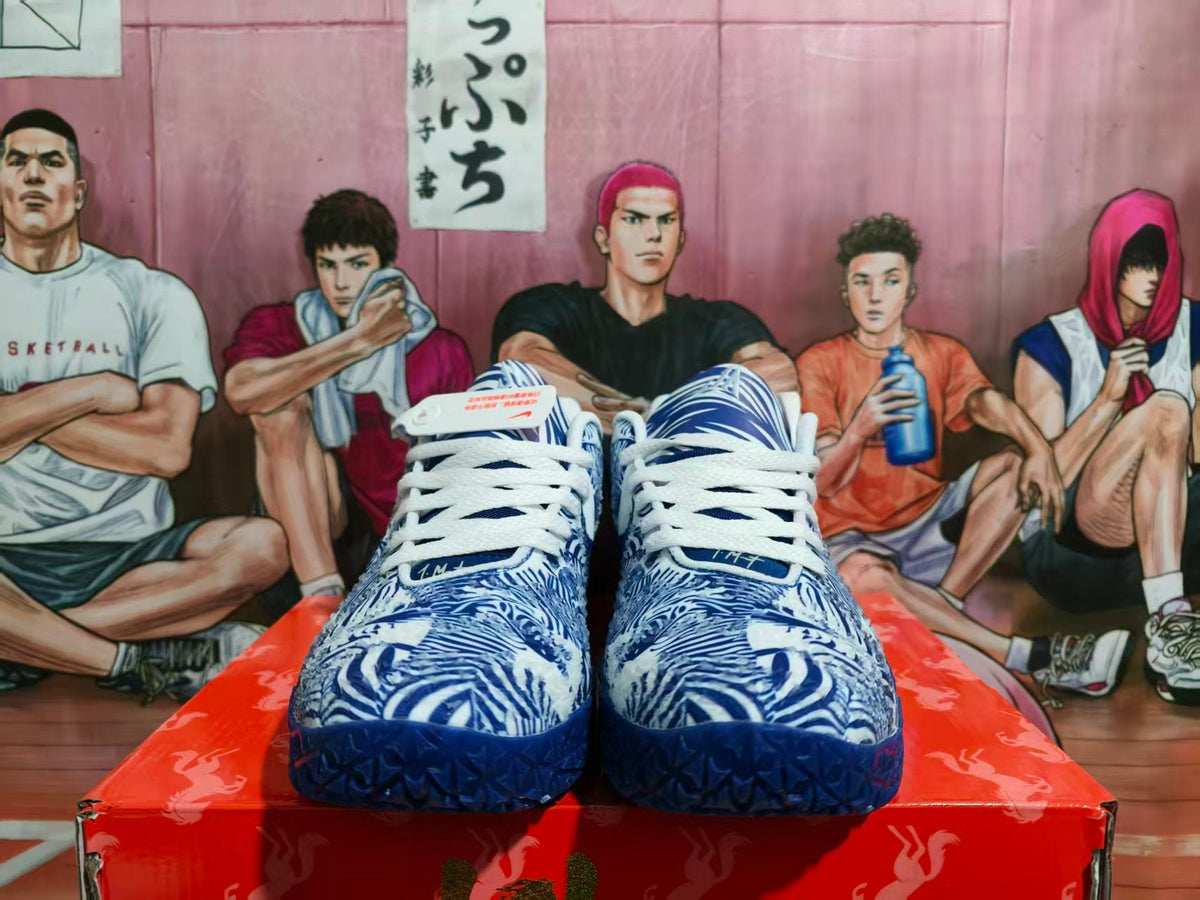 Nike Basketball Sneakers Navy and White