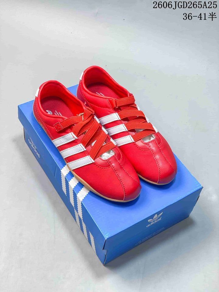 Adidas Tokyo W Sneakers in Red and Snakeskin Print
