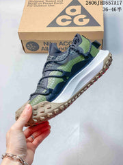Nike ACG Mountain Fly Outdoor Sneakers in Green and Gray