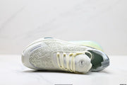 Nike Air Max 270 Sneakers in Ivory and Pale Green IO9884-001