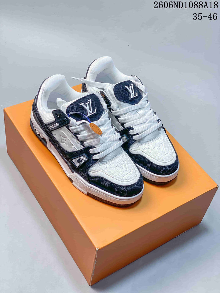 Louis Vuitton Trainer Low-Top Sneakers in White and Navy