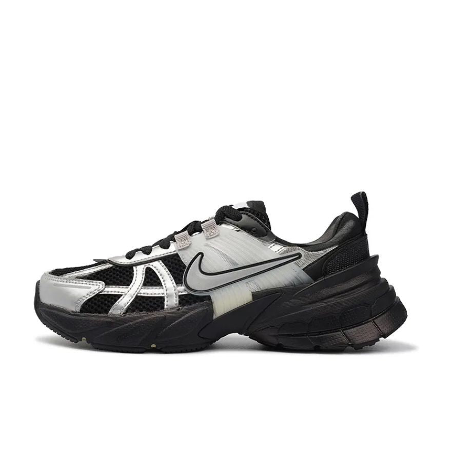 Nike Zoom Vomero 5 Black and Silver Sneakers