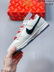 Nike SB Dunk Low Anniversary Horse Graphic Sneakers FC1688-257