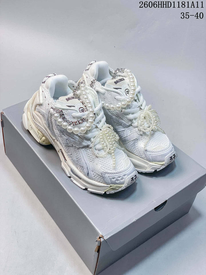 Balenciaga Runner Gradient Low-Top Sneakers, White