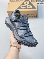 Nike ACG Mountain Fly Low GTX SE Hiking Shoes DD2861-010