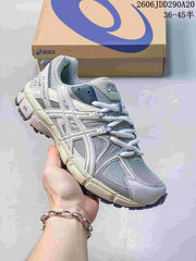 ASICS Gel-Kahana 8 Trail Sneakers