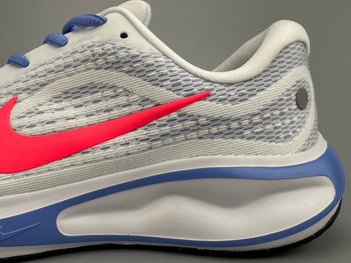 Nike Journey Run Road Running Shoes White FJ7765-107