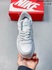 Nike Big Low Men's Low-Top Sneakers, White and Grey