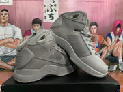 Nike Basketball Sneakers Gray High-Top