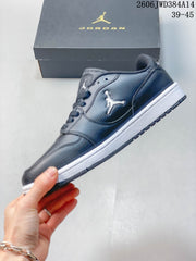 Jordan Court Connect Low-Top Sneakers – Dark Grey/White IQ5698-001