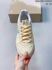 On The Roger Adv Pro Tennis Shoes in Cream