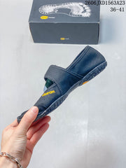 Vibram FiveFingers Women's Gray Training Shoes