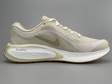 Nike Journey Run FJ7765-003 Running Shoes, Light Neutral