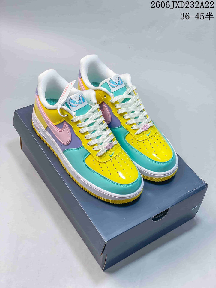 Nike Air Force 1 '07 Low Multicolor Sneakers