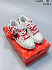 Nike SB Dunk Low Anniversary Horse Graphic Sneakers FC1688-257