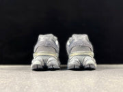 New Balance 9060 Sneakers in Grey U9060SG